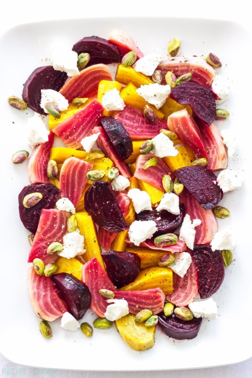 ROASTED BALSAMIC BEET, GOAT CHEESE AND PISTACHIO SALAD