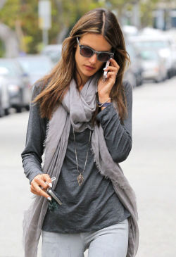 flauwz:  alesandracorineambrosio:  Alessandra Ambrosio out and about in Brentwood, CA - June 14, 2013   Celebs, fashion and models. X 