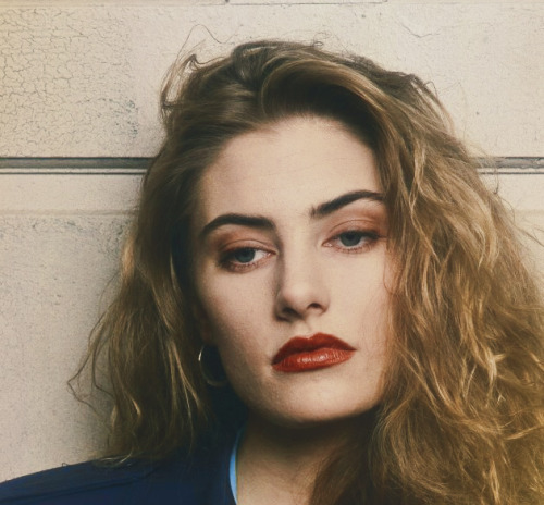 whatever-isthe90s:  Stills of Mädchen Amick in Twin Peaks