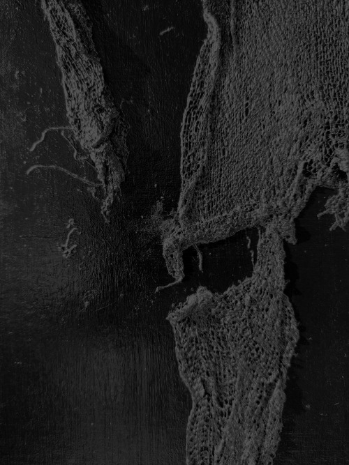  [black gesso, bandages, gloss varnish on binding cardboard. 30x40 cm](2020)tumblr / instagram / sto