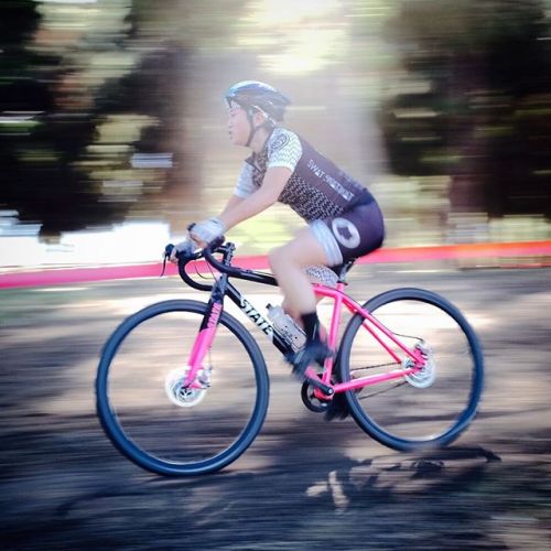 estrangedadventurer:Pink is the color of speed. #dailycyclocrossphoto #CXLA