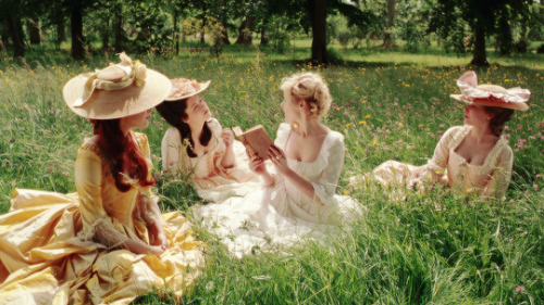 caryjojifukunaga: Marie Antoinette (2006) dir. Sofia Coppola