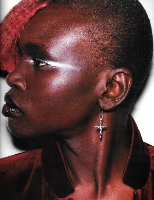 maryjopeace:  MARIO TESTINO | ALEK WEK | DUTCH #34 | 2001http://prominent-nipple.tumblr.com/post/155858450351/dutch-34-2001-alek-wek-ph-mario-testino