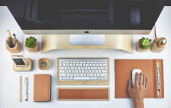 mancharm:thesonicscrew:Grovemade desk collection. that is the most calming desk i have ever seen   I need this desk setup so bad