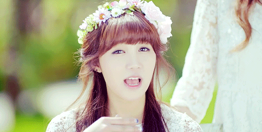 eunji's smile could grow flowers