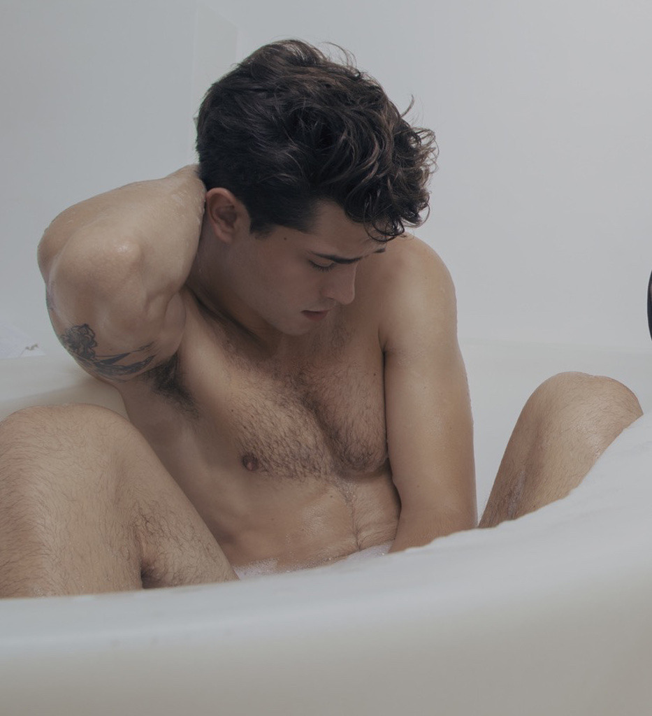 kcalron:  hotshoots:  Francisco Lachowski. Photographer Justino Esteves  😍😍😍😍😍