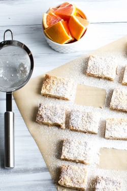 fullcravings:  Orange Crumble Tart with Vanilla