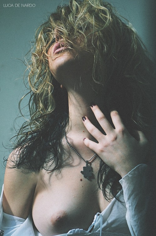 Dropping light // Martina