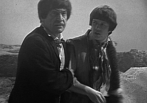 the–highlanders:it is very important to hold your Jamie at all times