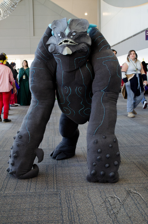 moopdrea:HEY GUYS!I’m low on cash, so gUESSS WHO I”M GONNA SELL!!That’s right it’s my leatherback co