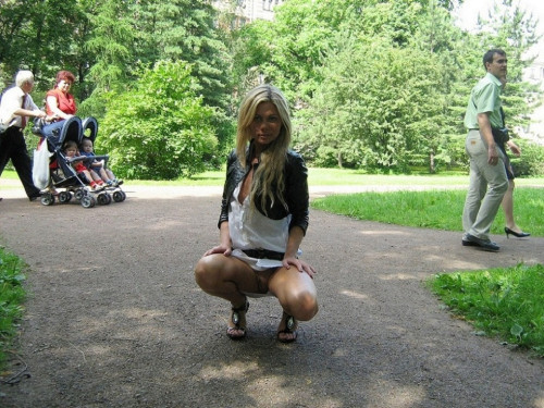 XXX park path flasher #PussyFlashing photo