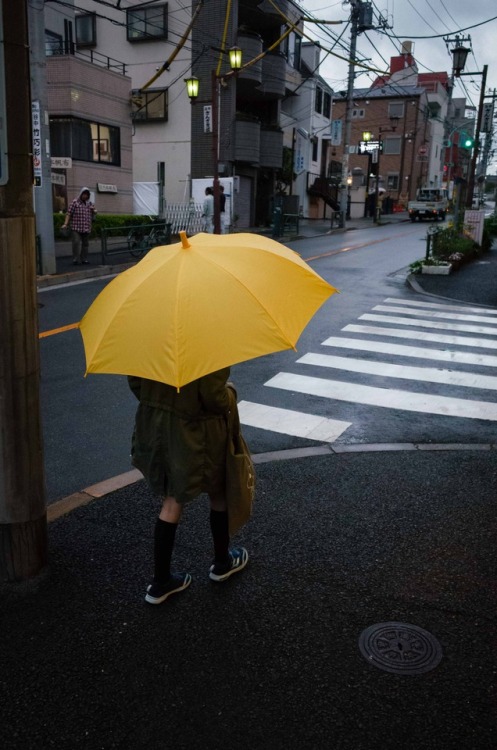 Bright colours in the rain, Tokyo side streets