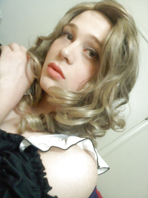 cutecrossdresserstac:  Man in dresses, Man to Woman, Femenine Boy, MTF, Crossdresser Makeup, Drag, Sissy Boy, Crossdresser Makeup