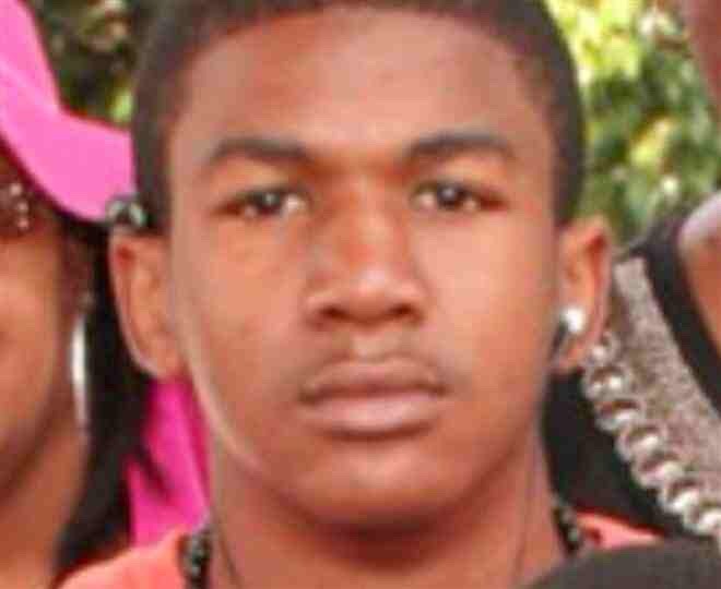 iimperfectllypperfecct:  Happy blackout trayvon 🙏