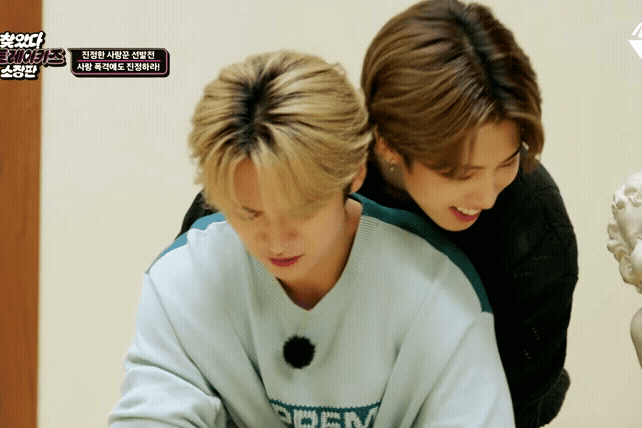 0abc4d5f833c158f2f3ec597bc4f34a13c456a81.gifv