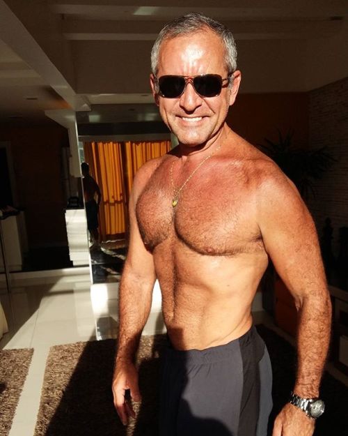 daddysbottom:  “Ready, dad?” I ask him adult photos