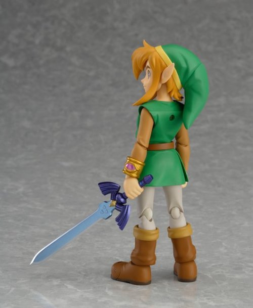 persiansenpai:  triforce-princess:    figma Link: A Link Between Worlds | 46.99 USD Preorder,   Release Month : Oct. 2016   Click this invite link to get 5 USD off!  I will love you if you buy this for me. Thanks. 