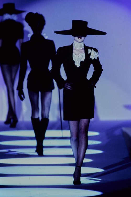 102runway:  Mugler Couture Spring 1997