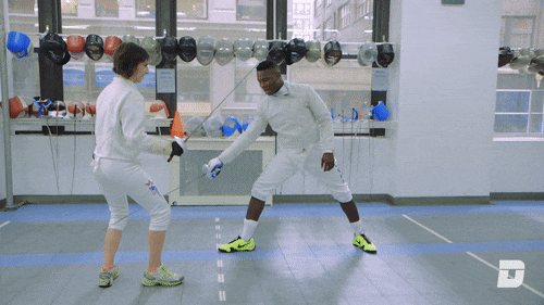 modernfencing:makoivis:Every beginner ever <3[ID: two gifs of Daryl Homer teaching a new fencer h