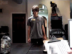 a-surreality:  archivedjessthecoconut: Rooster Teeth Shorts ft. Gavin Free  How he’s grown 