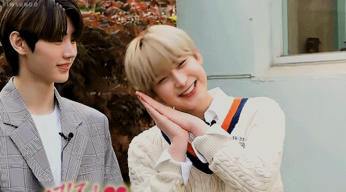 scoupsworld - E.