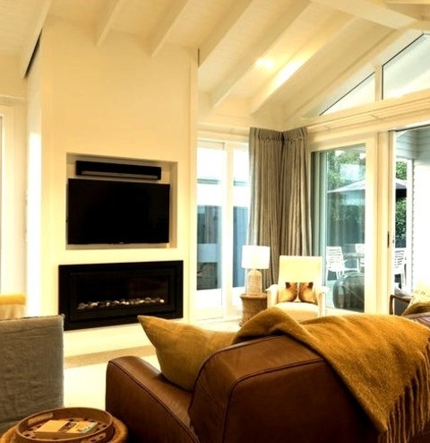 Contemporary Living Room In Auckland