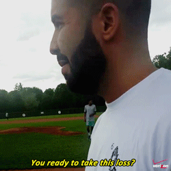click-clack-bow:  zooviette:  #chargedup  I love Drake. 😂 
