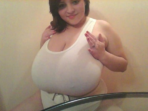 theyresobig:  tumblr batch upload bloadr.com (FB) love how huge her tits are as they are bursting bulging her top out,love them like this mmmmm.