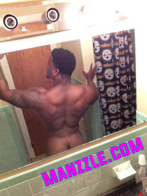 newmanzzle:  Check out the new eye candy videos of Andre Jasper up on on our site.(