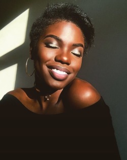 melanineddoll:  Smile cause black don’t