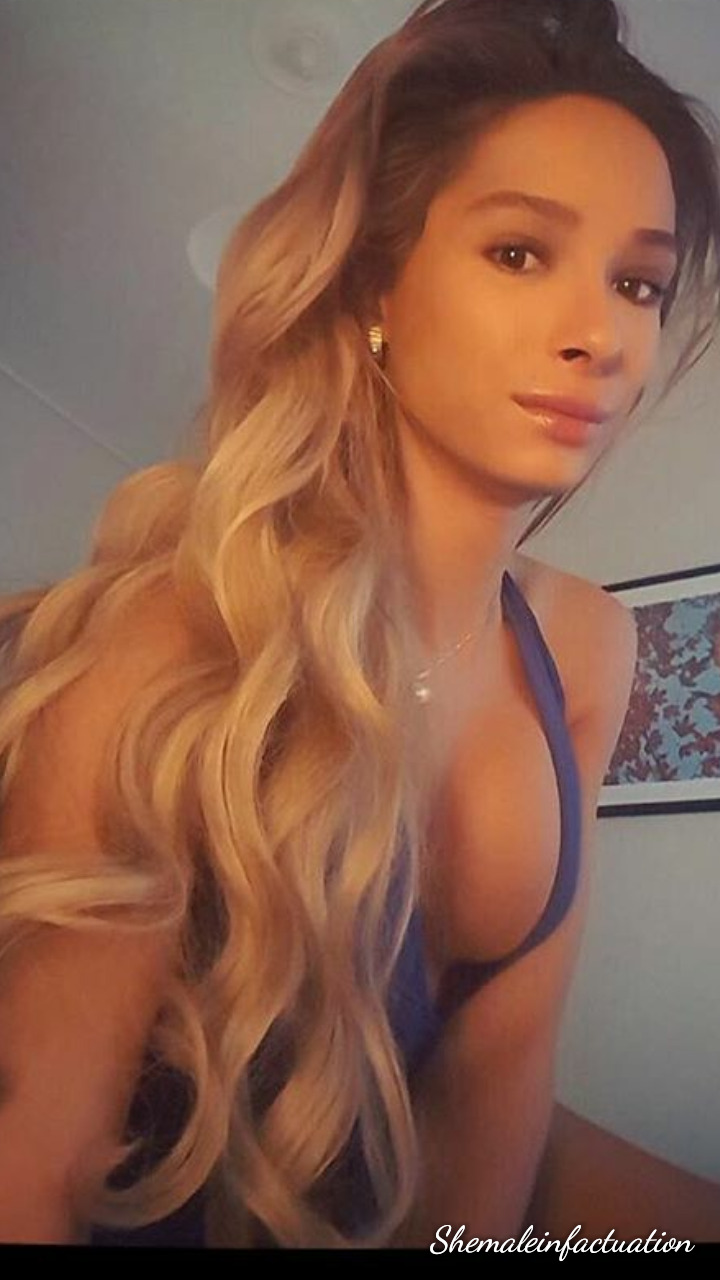 shemaleinfactuation:  👑 Bianca Hills ❤❤❤Like, reblog, &amp; follow @shemaleinfactuation