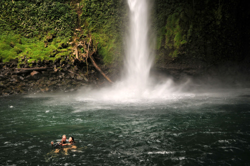 seattlestravels:  La Fortuna Waterfall; Costa Rica. Read more.