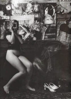 vivipiuomeno:Greta Buysse ph. (b. 1942) self