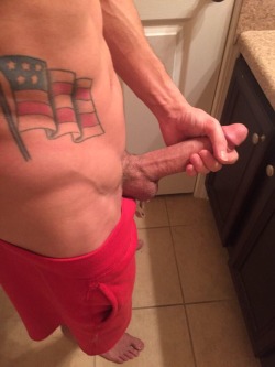 marvinquinn:  freeballinglbc:Austin Flagpole.