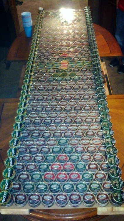 butts3x:Pong table.