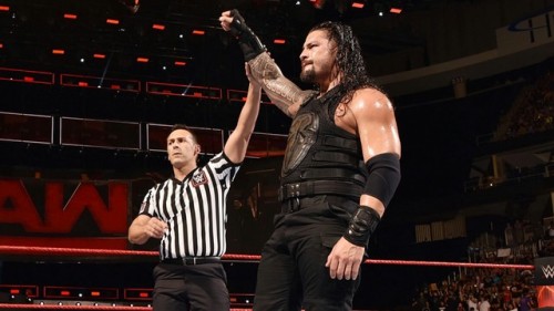 melinda-january:  The Real Main Event: Roman Reigns vs Samoa Joe vs Braun Strowman ( Triple Threat Match ) Winner: The Big Dog. 😁👏👏👏😍😘👑  ( Credit: RomanReigns.Net/WWE (1-3 + 5 ), RomanReigns.Org/WWE (4) )