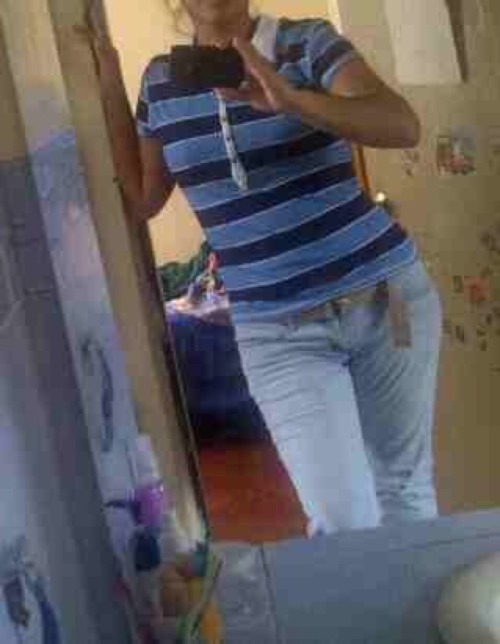 peterpivot:  bighurt57:  ctrmaybe:  Mormon selfies  Love that bra  Awesome