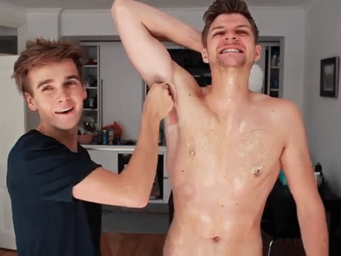hotfamousmen:    Jim Chapman and Joe Sugg  