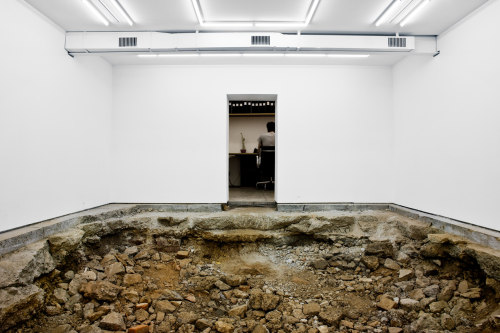 rostii: You, Urs Fischer (2007), excavation of the concrete floor of New York gallery Gavin Brown’s 