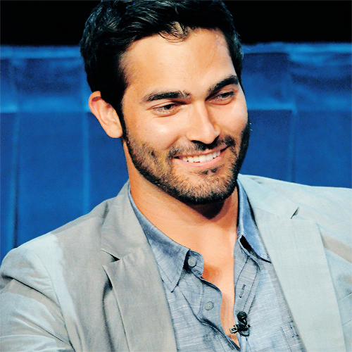 dailytylerhoechlin: x