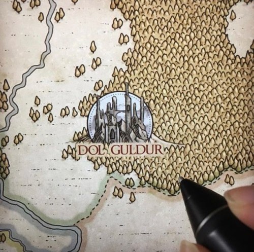 huskergal93:eldamaranquendi:Lord of the rings by www.instagram.com/misty.beee/Gasp!!