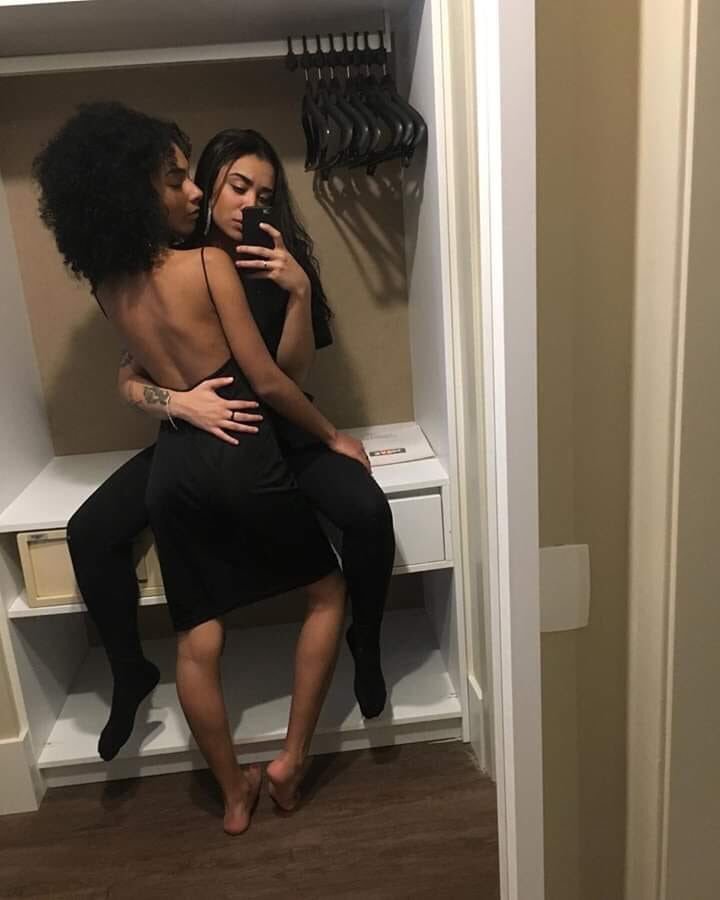 anotherlesbianandwhat:apontepralua:xxx