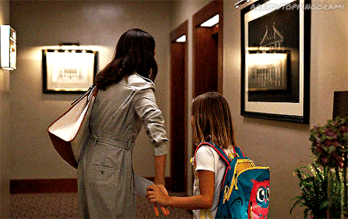 Villaneve As Babysitters KIDNAPPERS