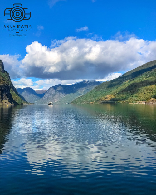 Flam - Norway (by Anna Jewels (@earthpeek)) https://www.instagram.com/earthpeek/