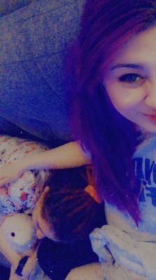 lauryn-order:Shitty debates are somehow less rage inducing with you on my lap. ( @baby-foxx)