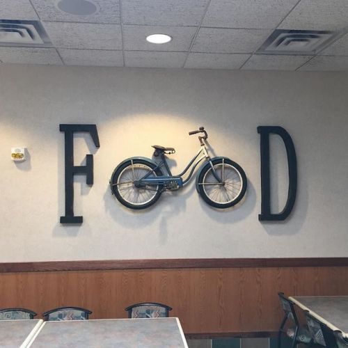 glowingbike:The best food! Pic by my bro in law @srposner #ny #nyc #newyork #bici #bike #bicycle #bi