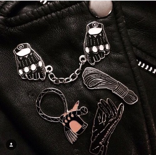 chromet:  Little Whip pin set