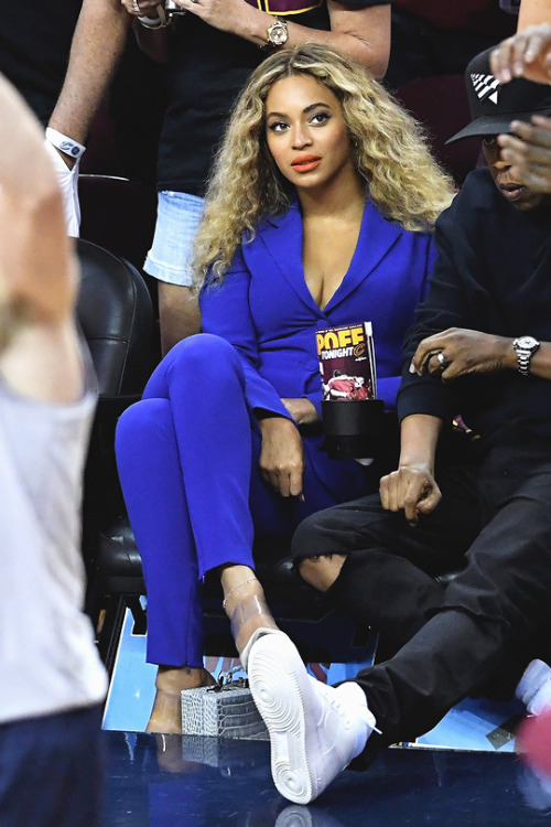beyoncefashionstyle:Beyonce at the 2016 NBA Finals in Cleveland (June 16)