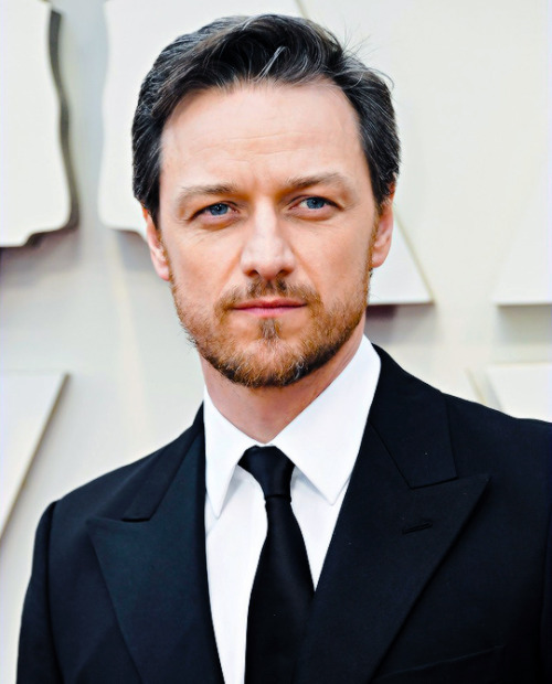mcavoyclub:James McAvoy attends the Oscars 2019