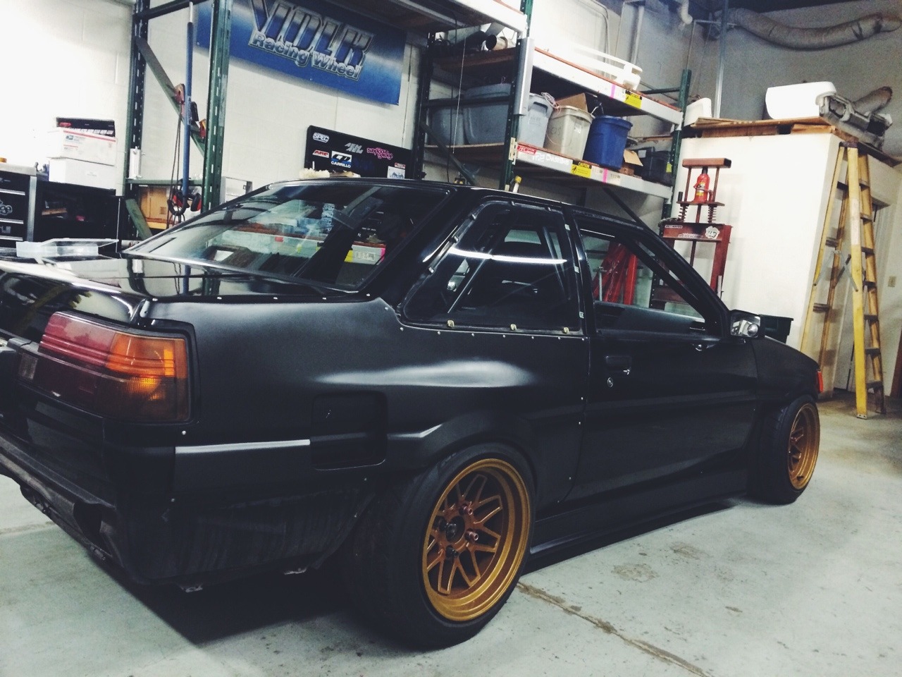 hartbrakeace:  spirited-driving:  ricecop:  hashiriyaa:  Dude….  ^  Duuuude   ^^^^